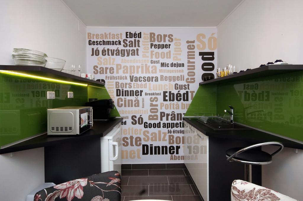 Regina Delux Apartman Gyula Ngoại thất bức ảnh