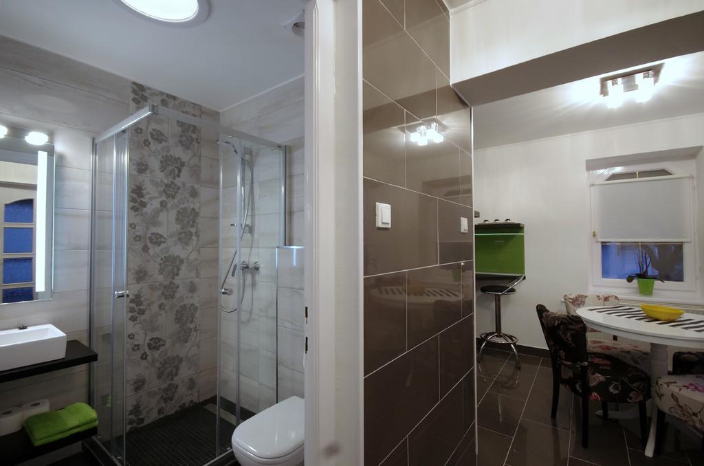 Regina Delux Apartman Gyula Ngoại thất bức ảnh