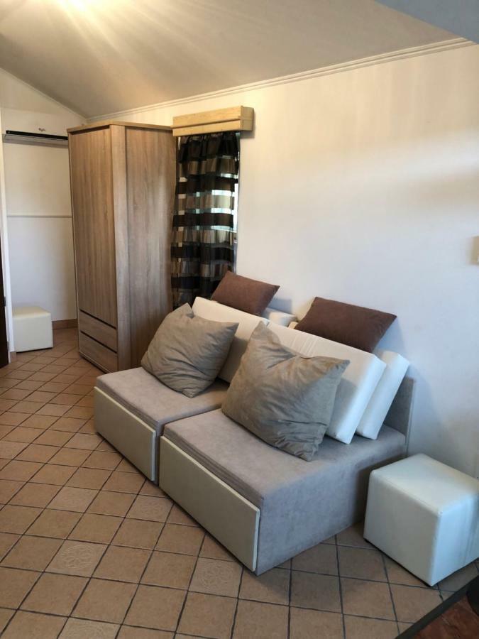 Regina Delux Apartman Gyula Ngoại thất bức ảnh